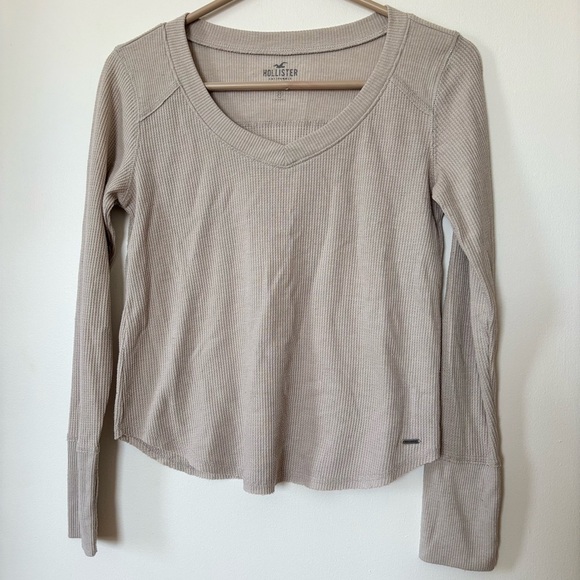 🎉4/30$🎉🤎 Hollister Ribbed Knit Long Sleeve Top – XS 🤎 - Picture 1 of 5